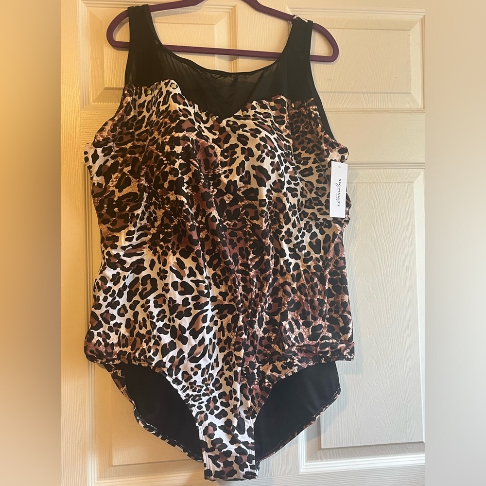 New with tags Maillot swimsuit size 34